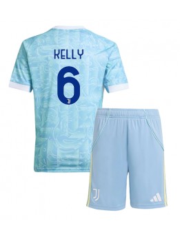 Billige Juventus Lloyd Kelly #6 Bortedraktsett Barn 2025-26 Kortermet (+ Korte bukser)